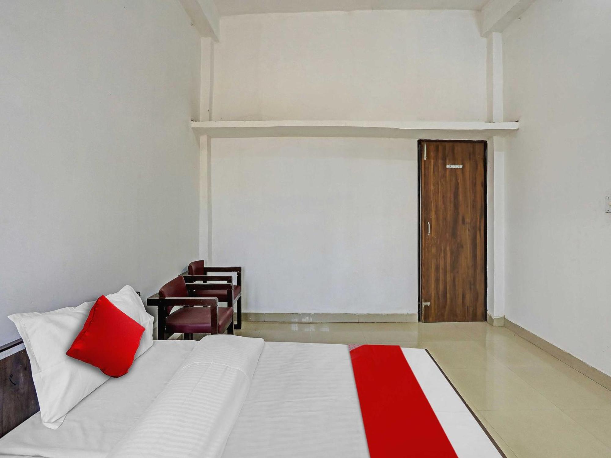 Super Hotel O Easy Stay Inn Lucknow Exteriör bild