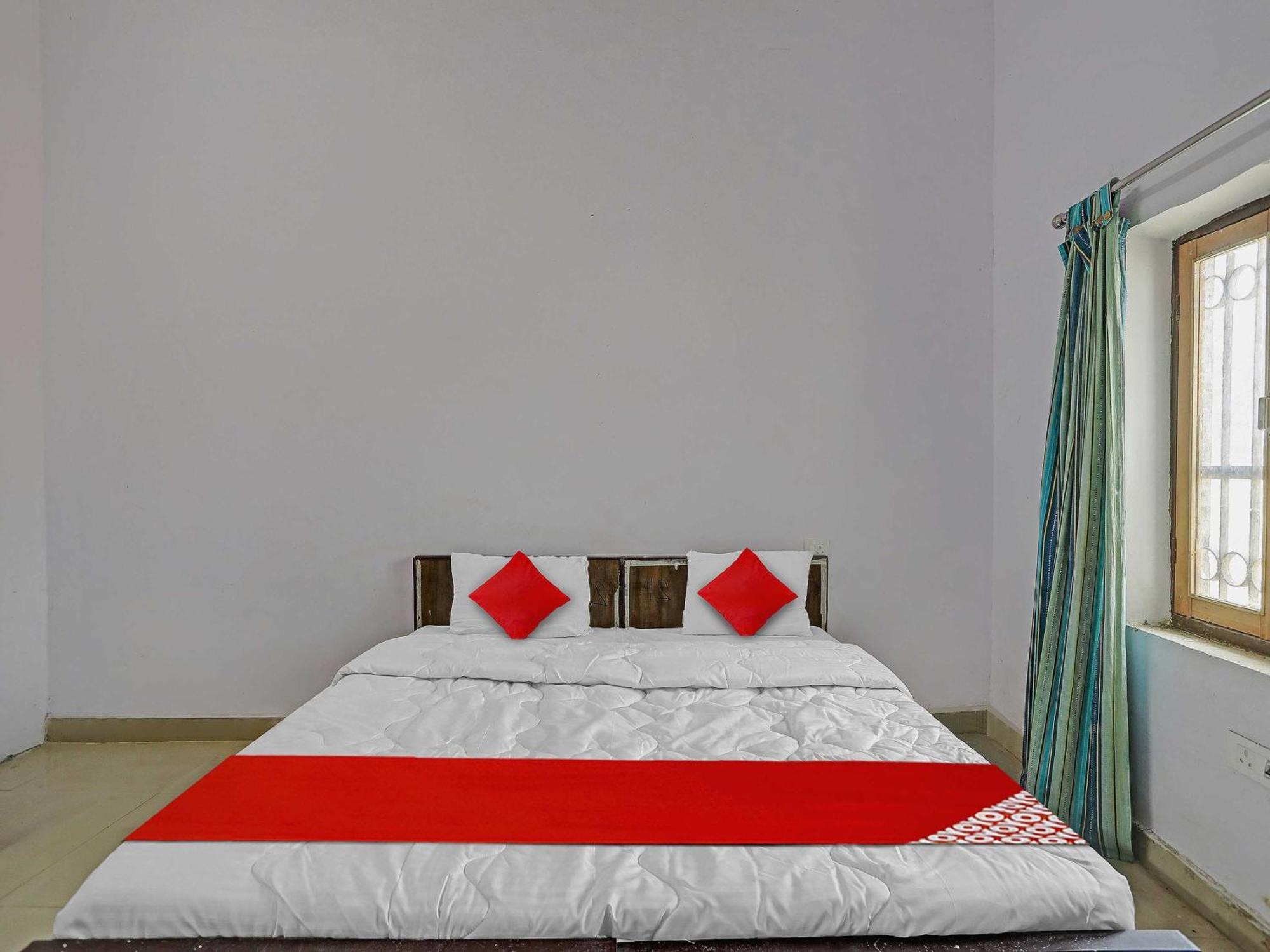 Super Hotel O Easy Stay Inn Lucknow Exteriör bild