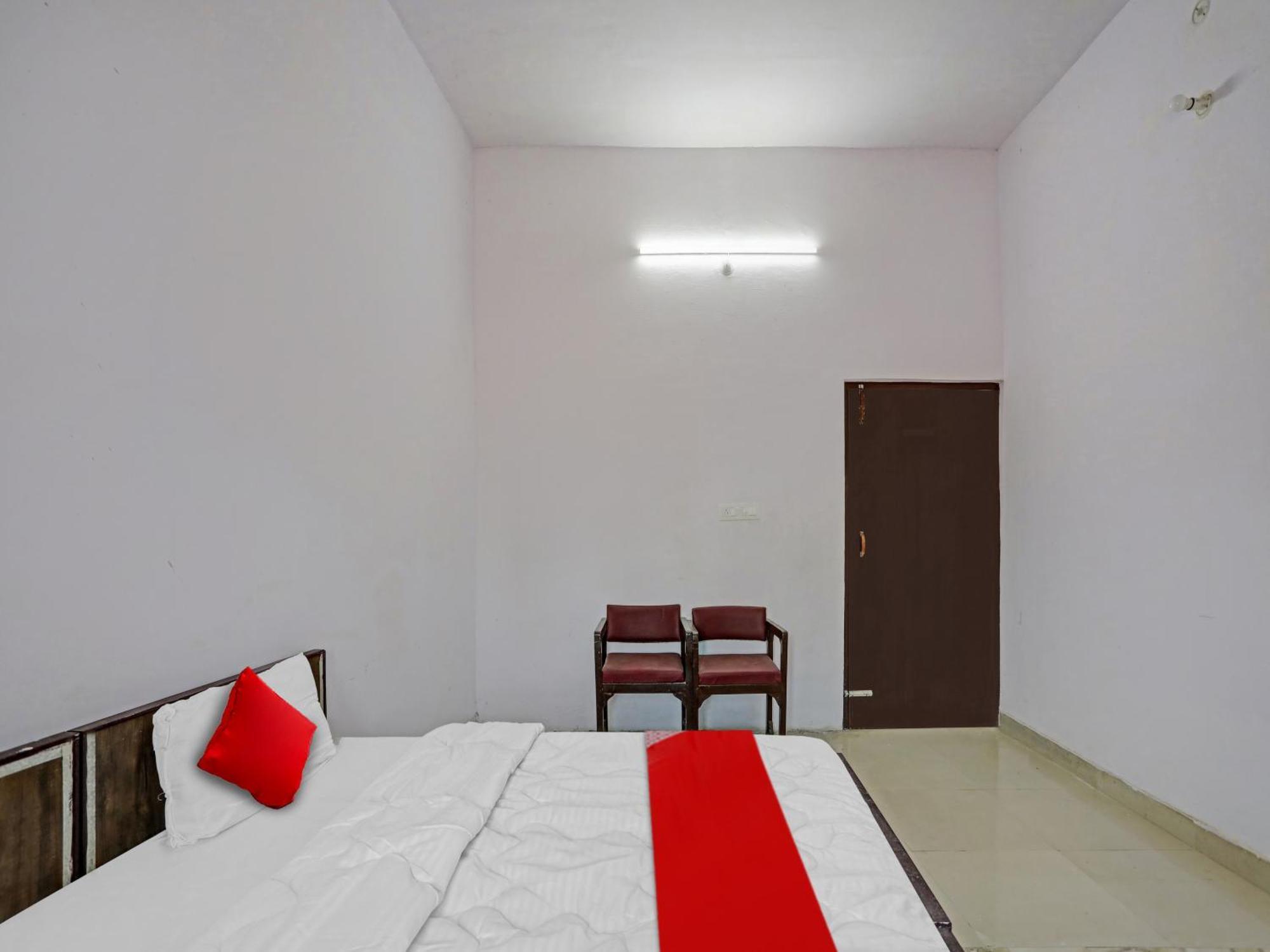 Super Hotel O Easy Stay Inn Lucknow Exteriör bild