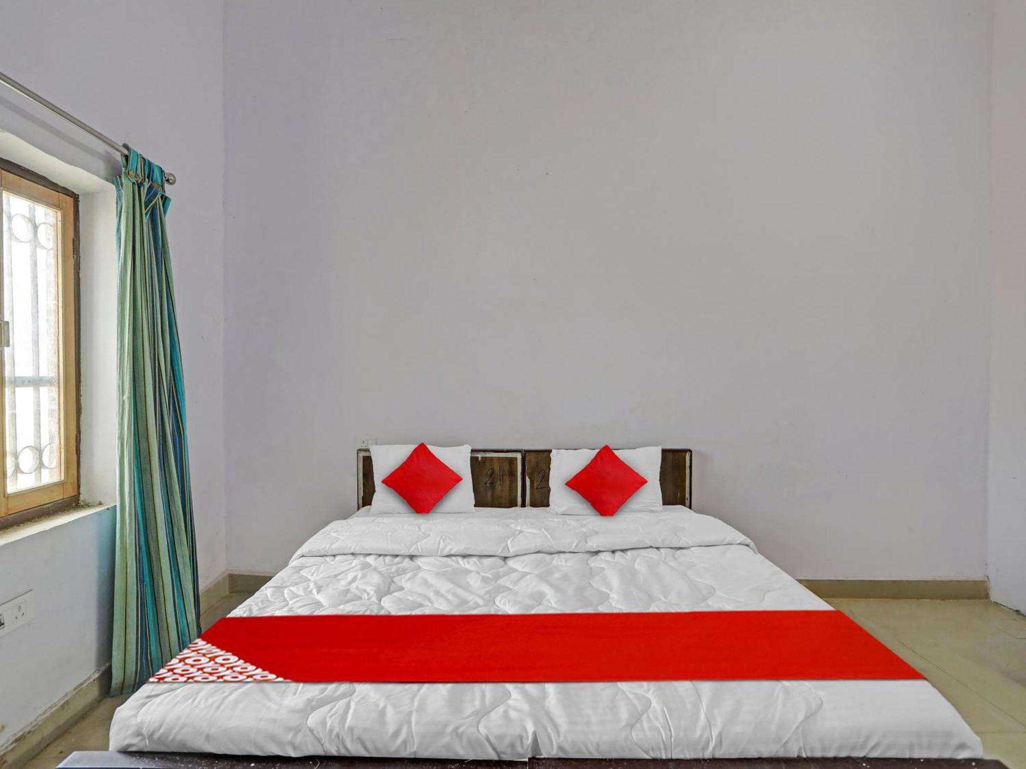 Super Hotel O Easy Stay Inn Lucknow Exteriör bild